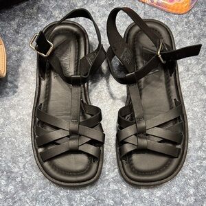 Zara Black Strappy Sandals
